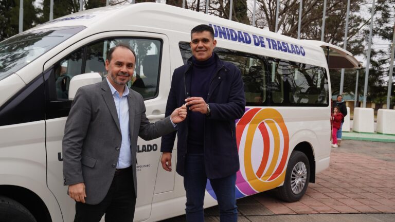 Colonia Tirolesa incorporó una nueva unidad de traslado 0 km